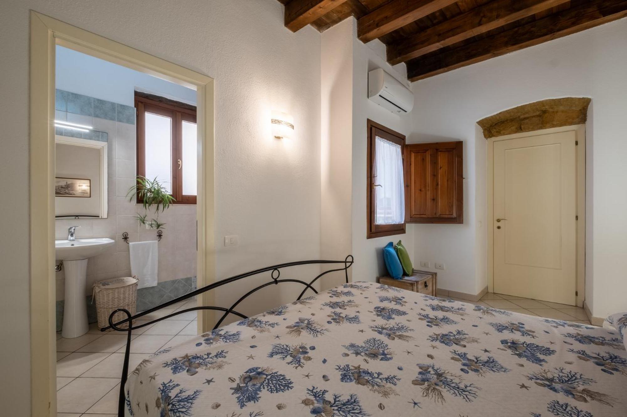 Entu E Mari - Grecu Daire Cagliari Dış mekan fotoğraf